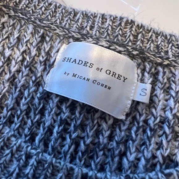 Shades of Grey, Men’s Size Small, Heather Grey Knit Sweater - Picture 2 of 3